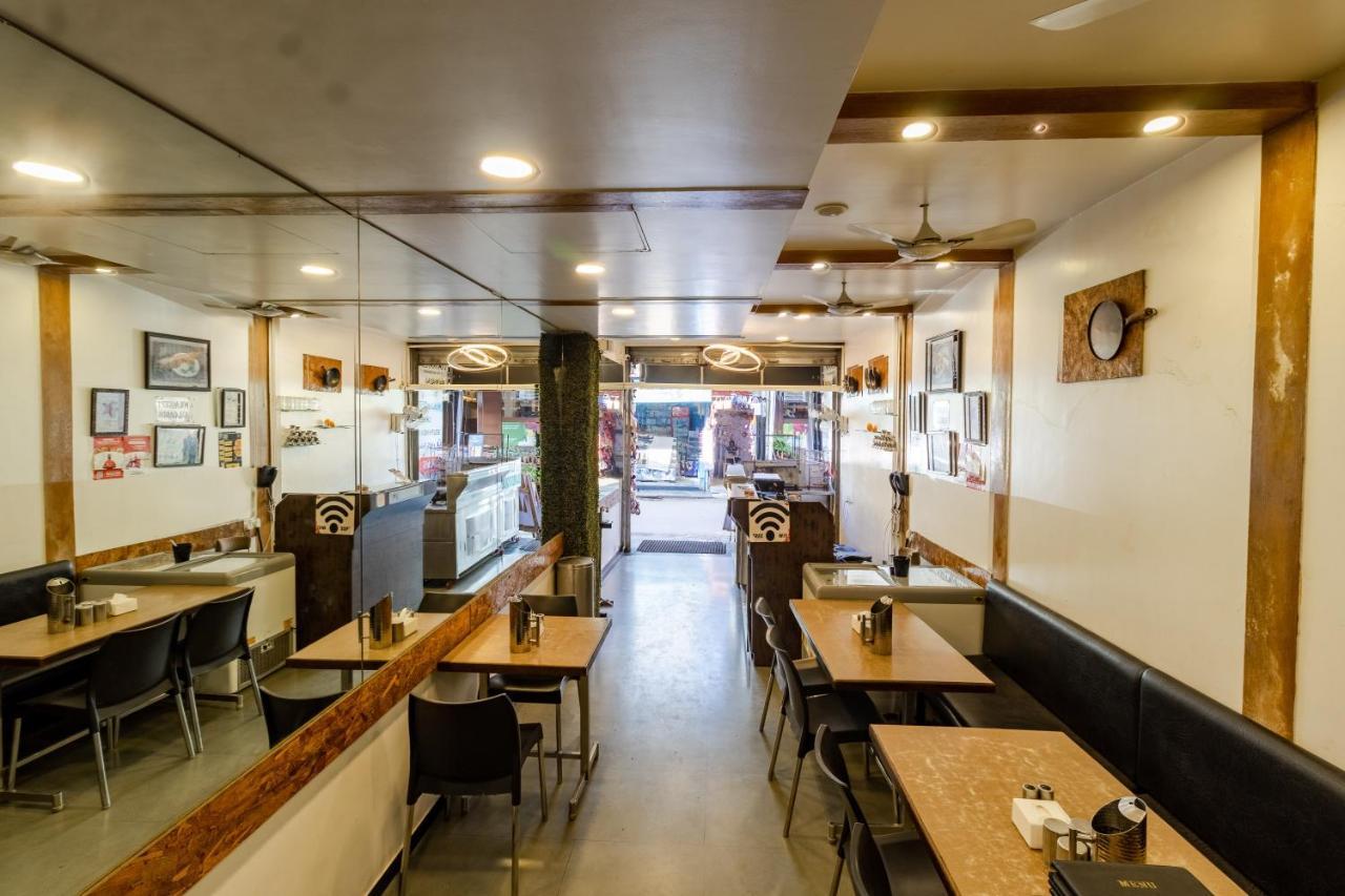 Hotel Vyankatesh & Pure Veg Restaurant Mahābaleshwar Eksteriør billede