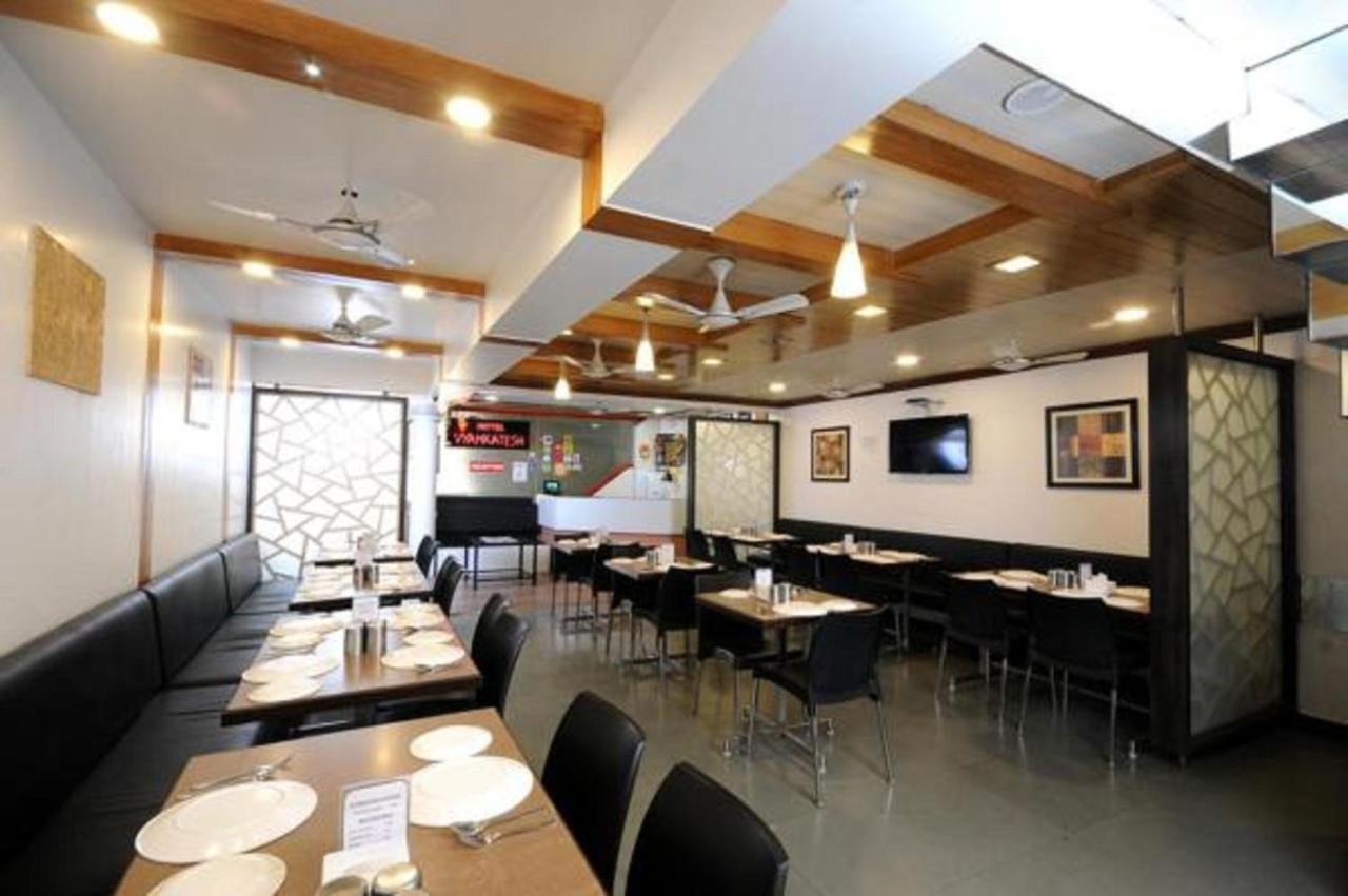 Hotel Vyankatesh & Pure Veg Restaurant Mahābaleshwar Eksteriør billede